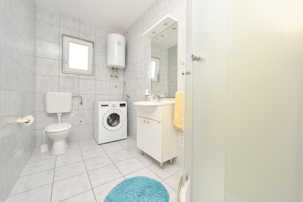 Apartments Duje ビビニェ エクステリア 写真