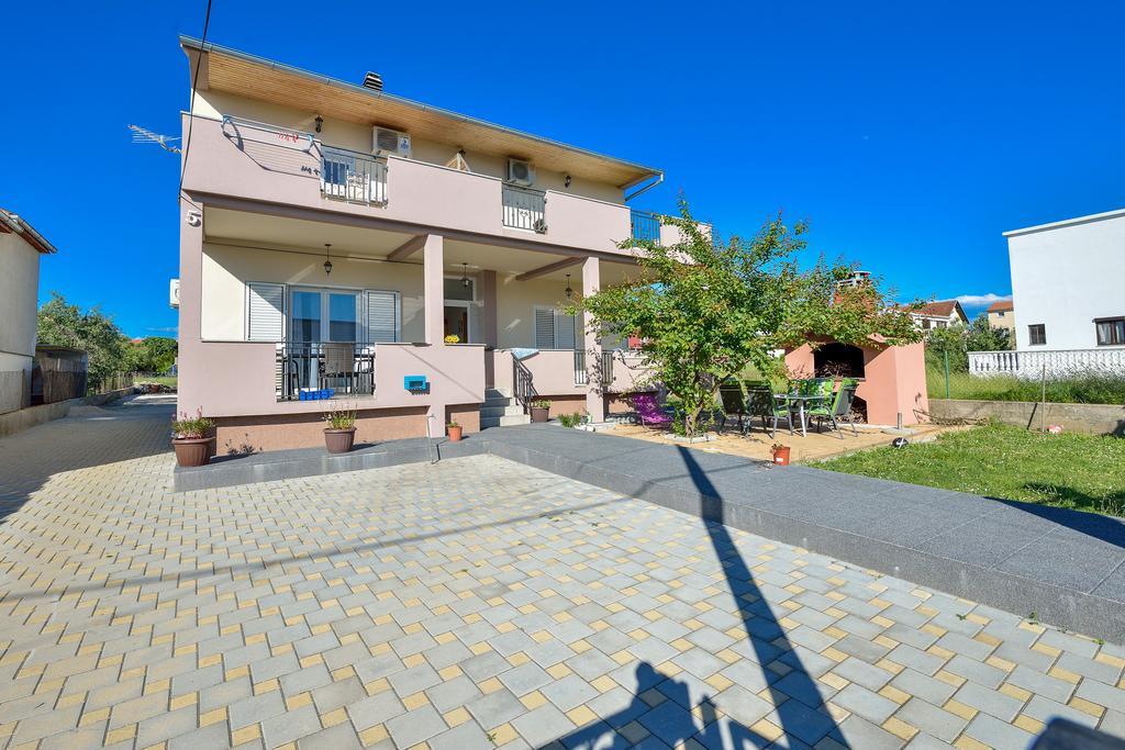 Apartments Duje ビビニェ エクステリア 写真